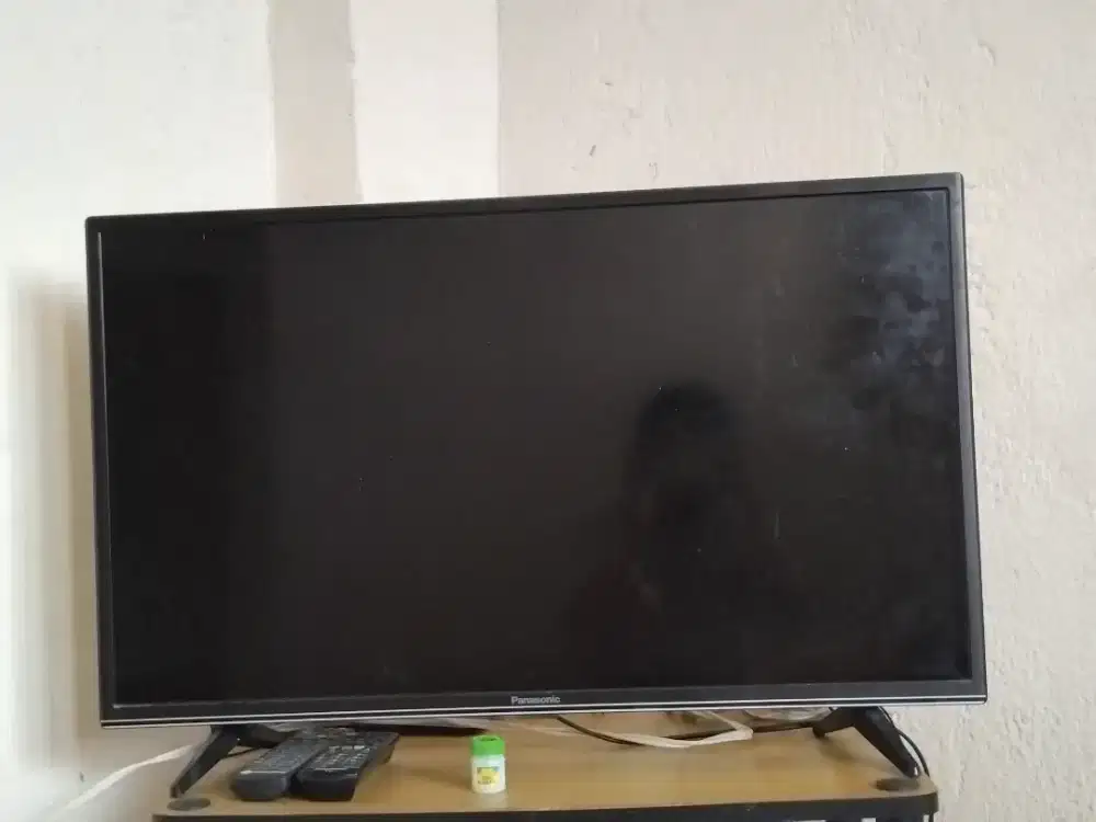 Di jual TV second panasonic 32 inc