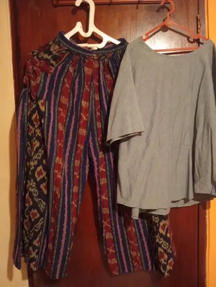 Preloved baju kondisi baik yg berminat DM