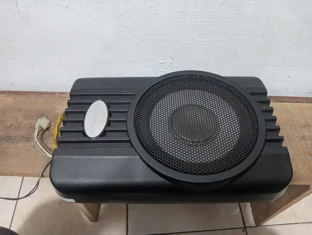 Subwooper aktif kolong steelmate original 8