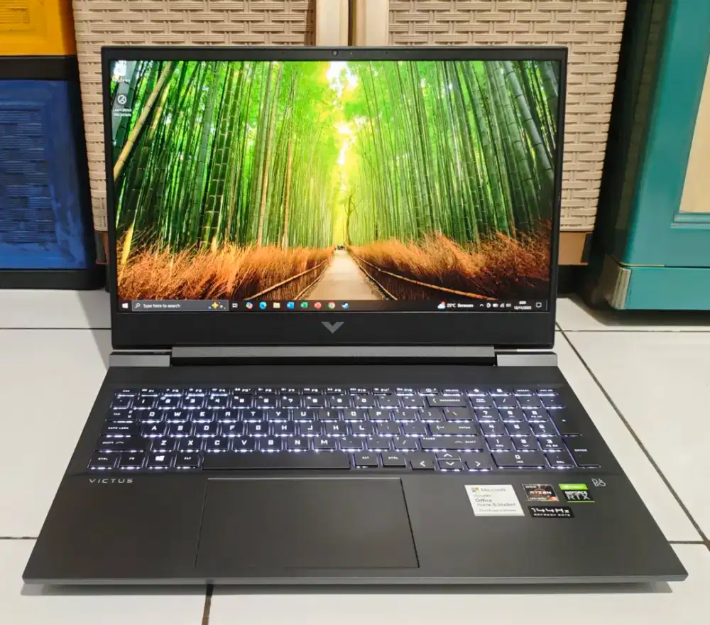 Laptop Gaming HP Victus 16 RTX 3060 6GB Fullset