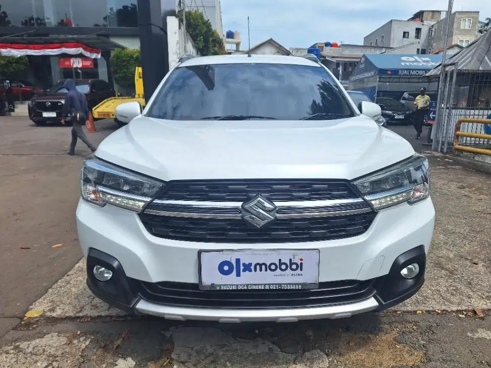 DP MURAH Suzuki XL7 1.5 Beta Bensin-MT 2020 Putih CUORB