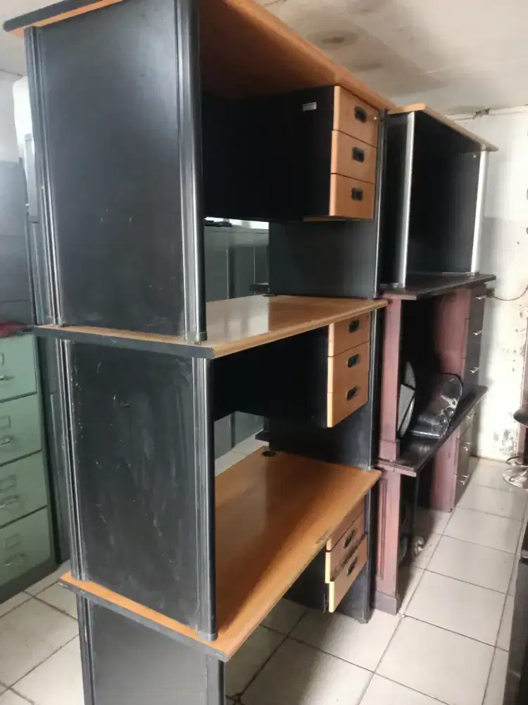 Meja kerja  bekas 120 x 60