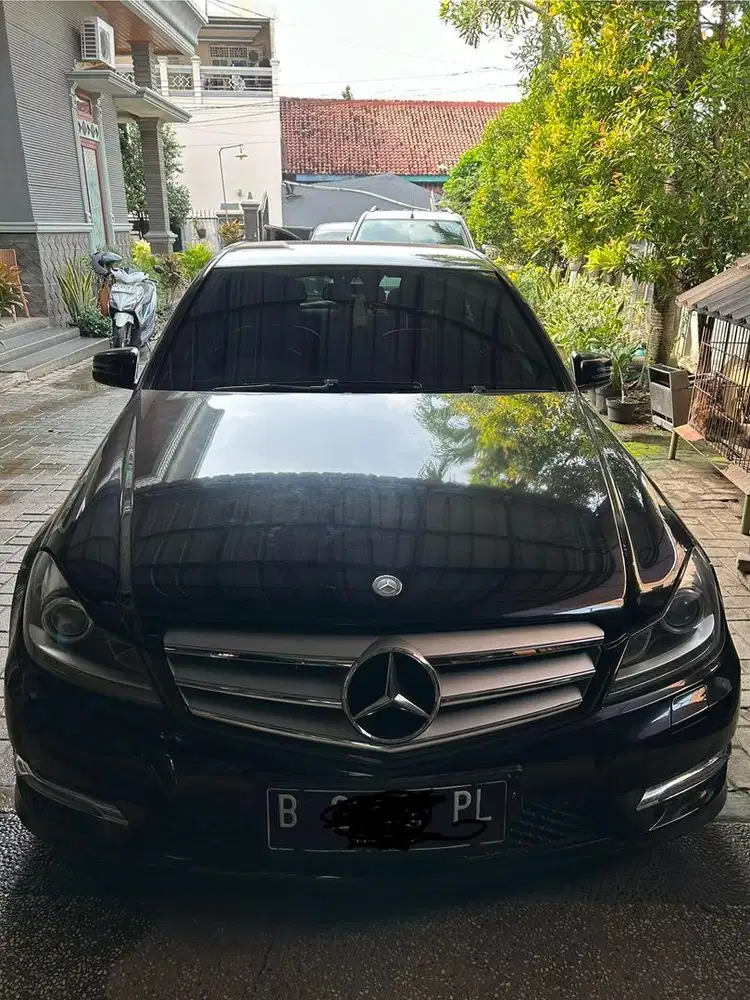MERCEDES BENZ C250 CGI AT CKD
