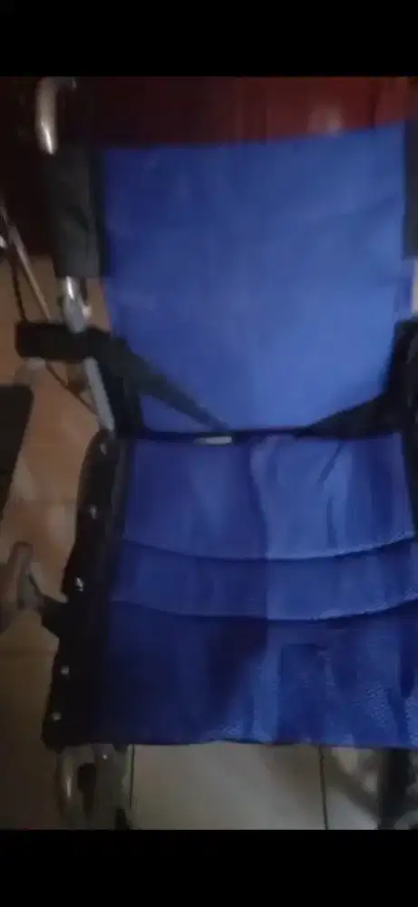 Kursi roda bekas rasa baru