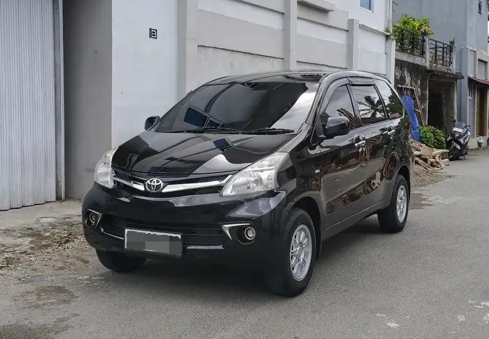 Avanza thn 2015 upgrade G km antik 74.rb asli
