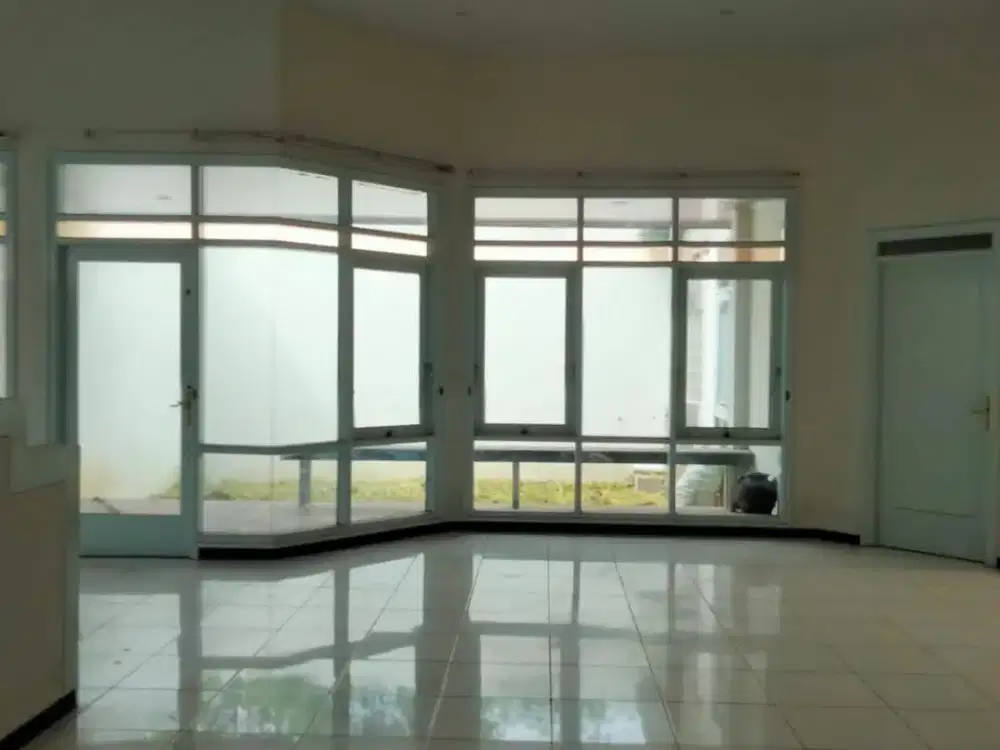 Disewakan Rumah Dekat Dengan Pantai Di Villa Marina Semarang