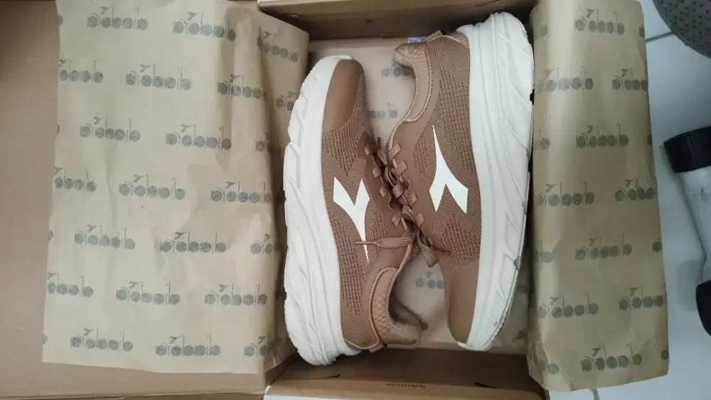 Sepatu Lari Diadora Piko Running Shoes