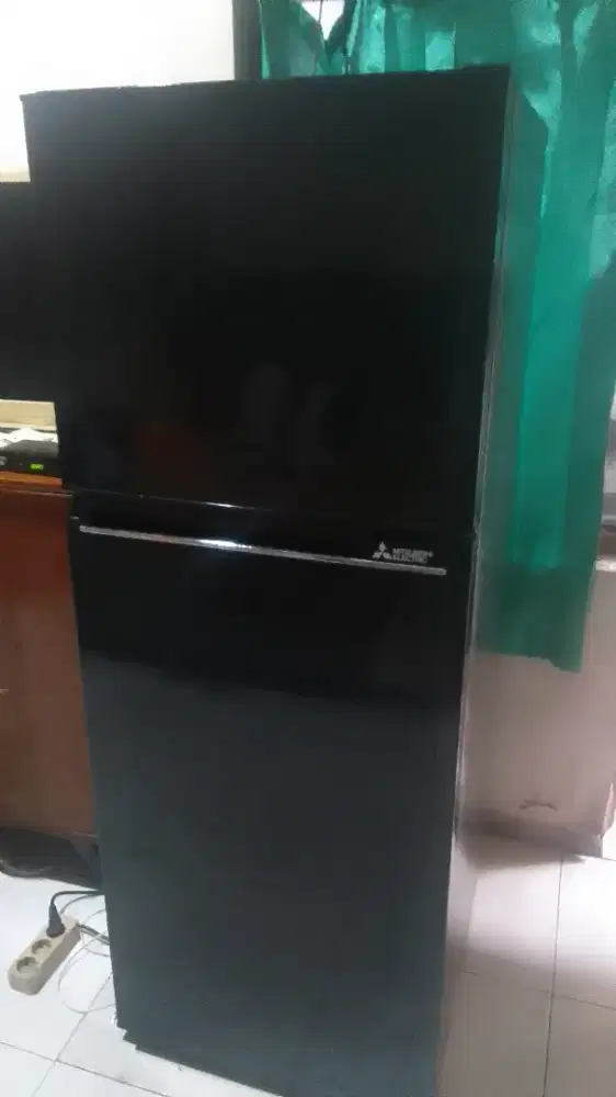 kulkas mitsubishi 2pintu