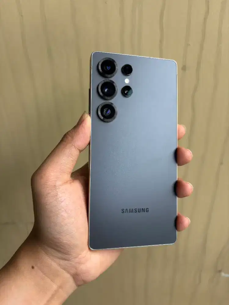 Samsung S25 Ultra 12 / 512Gb resmi Titanium black