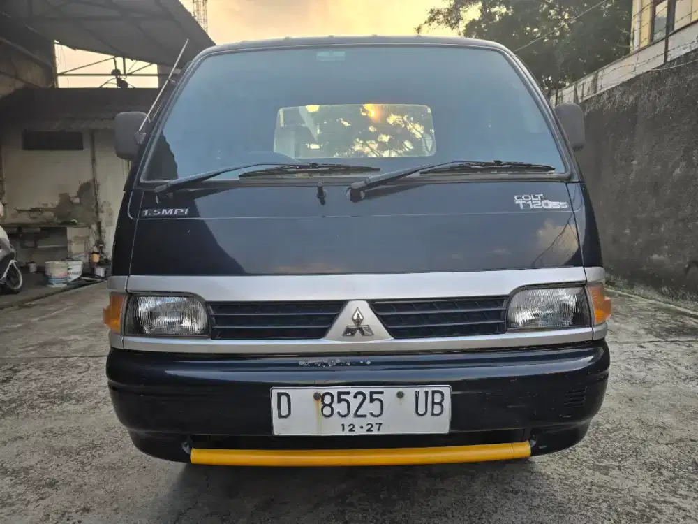 Mitsubisi ss 2017 km rendah konfisi bagus sesuai foto no minus