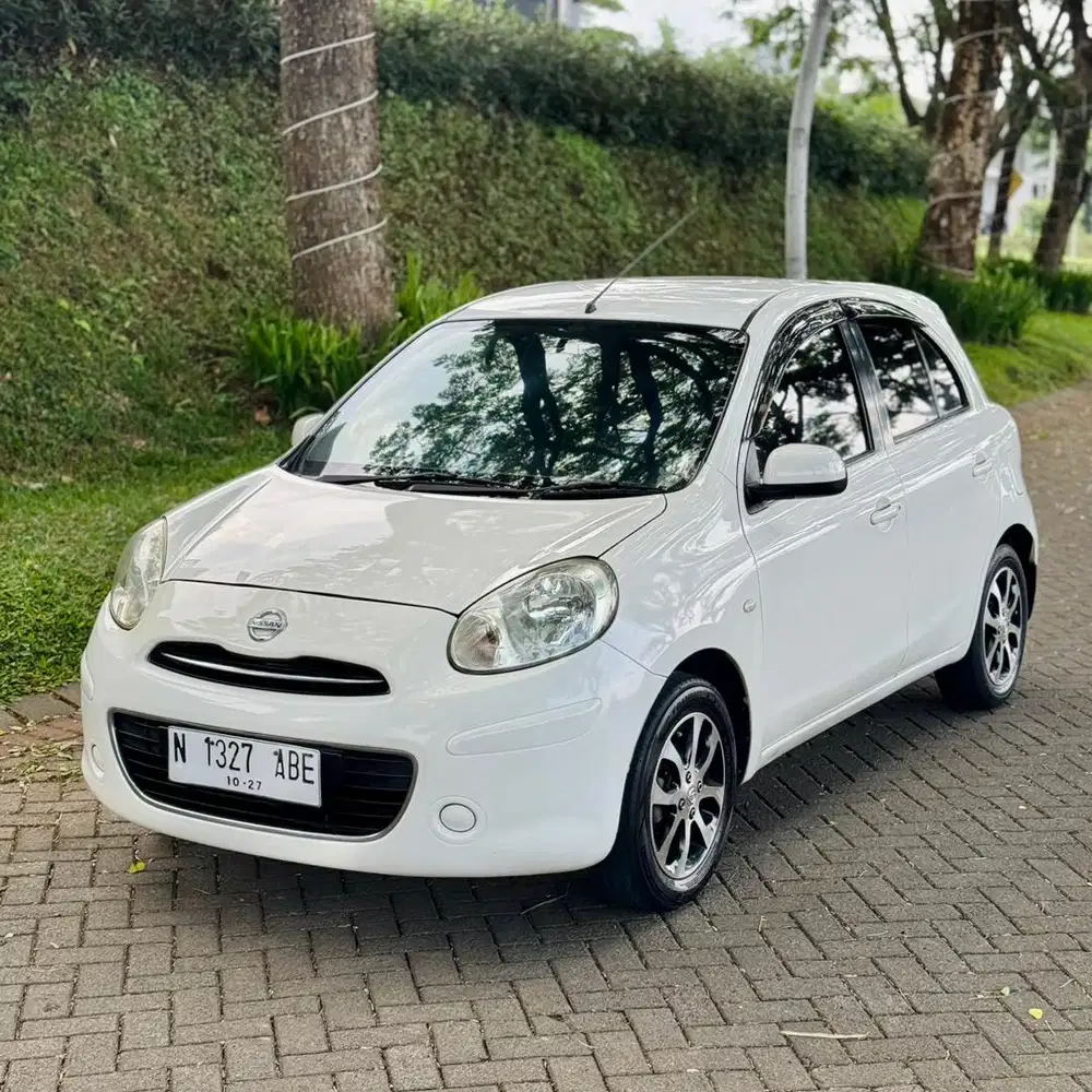 Nissan March A/T Matic Mulus Terawat