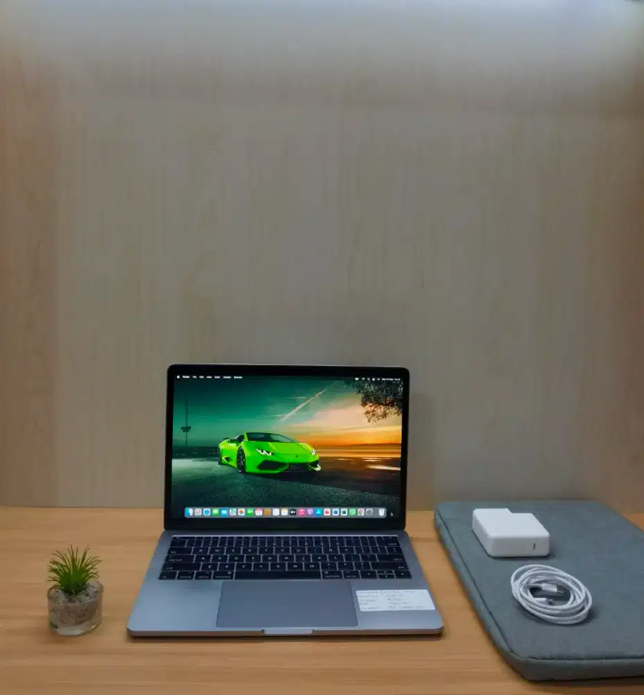 Macbook Pro non touch bar 2017