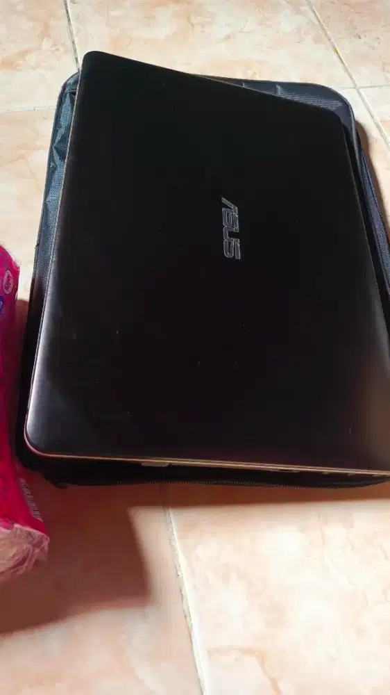 Laptop Asus X441u Mantap