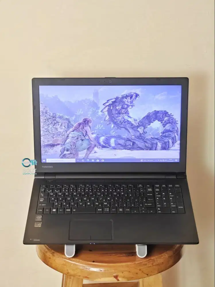 Toshiba Dynabook R35/M Core i5 RAM 8GB SSD 256GB Laptop Ringan