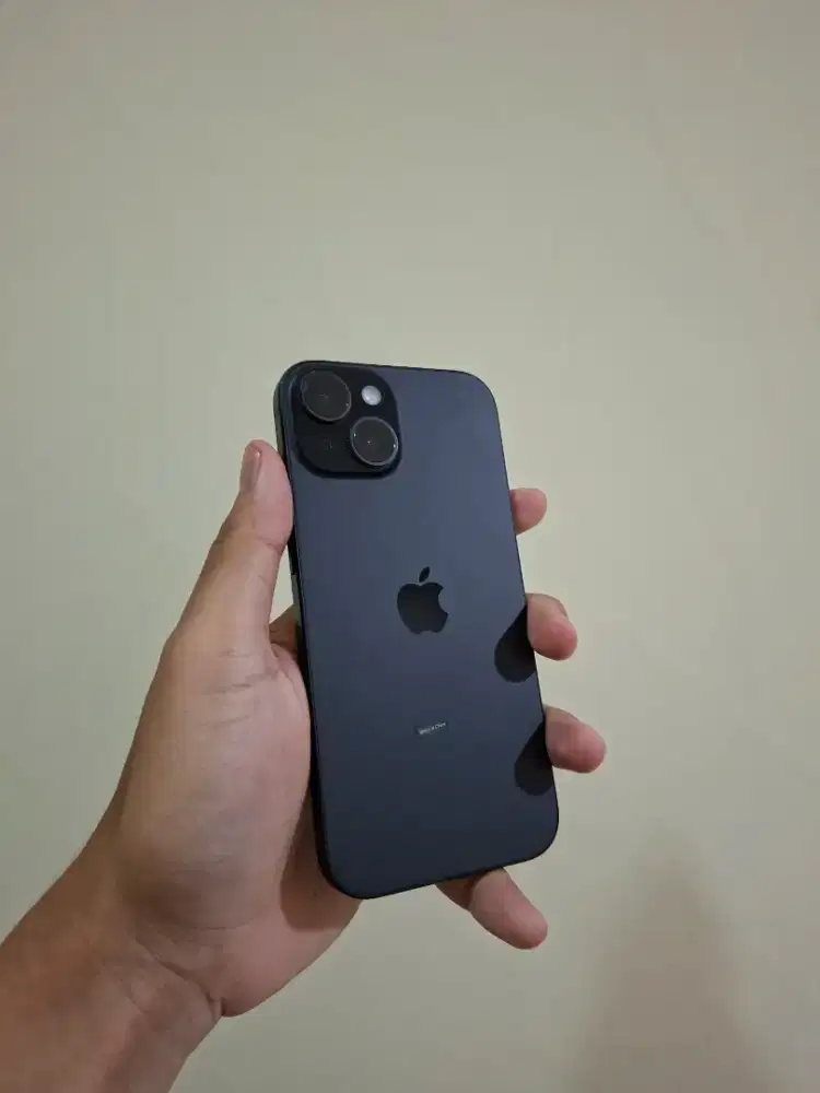 iPhone 15 128 GB Garansi iBox On Juli 2026 Preloved Istimewa