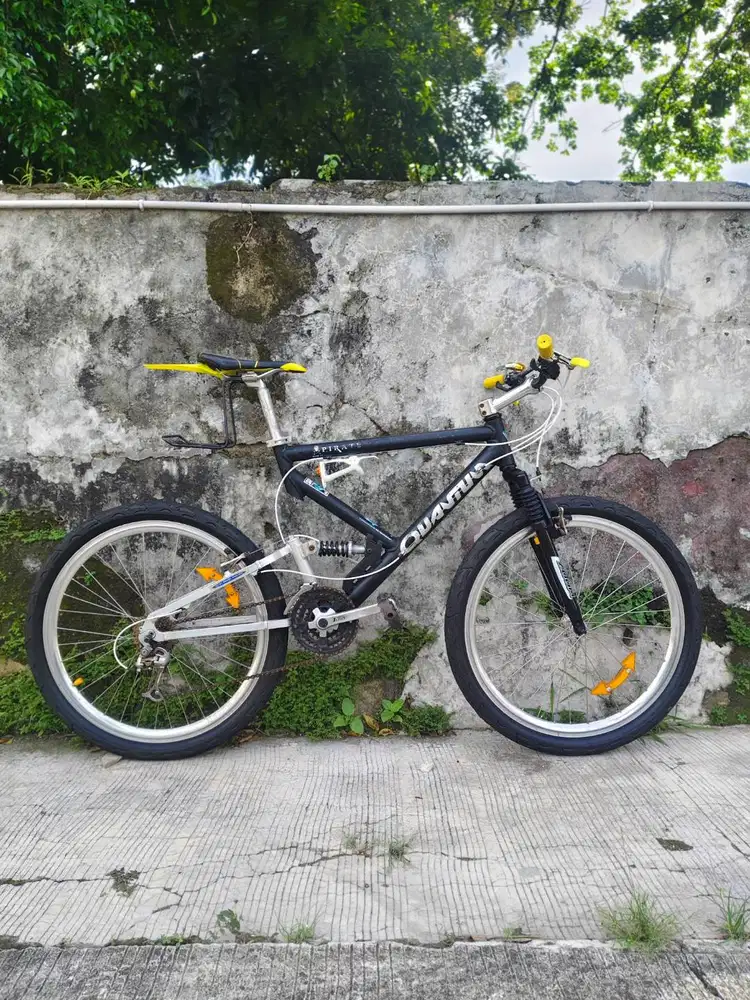 Sepeda MTB VINTAGE QUANTUM 3X7 SPEED kalcer lokasi BEKASI harga NEGO