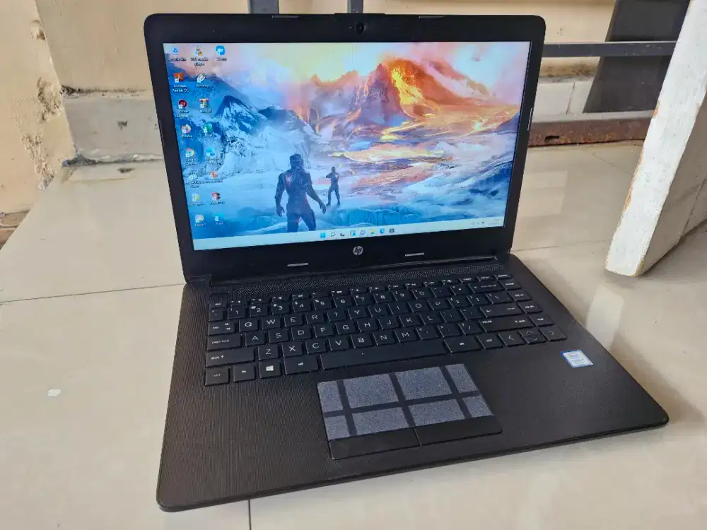 Hp 14 core i3 gen 8 dual storage ram 8 ssd 128 hdd 1000 nominus mulus