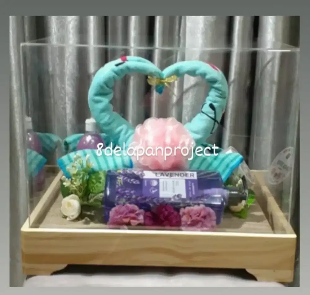 SEWA kotak seserahan akrilik / hidden seserahan