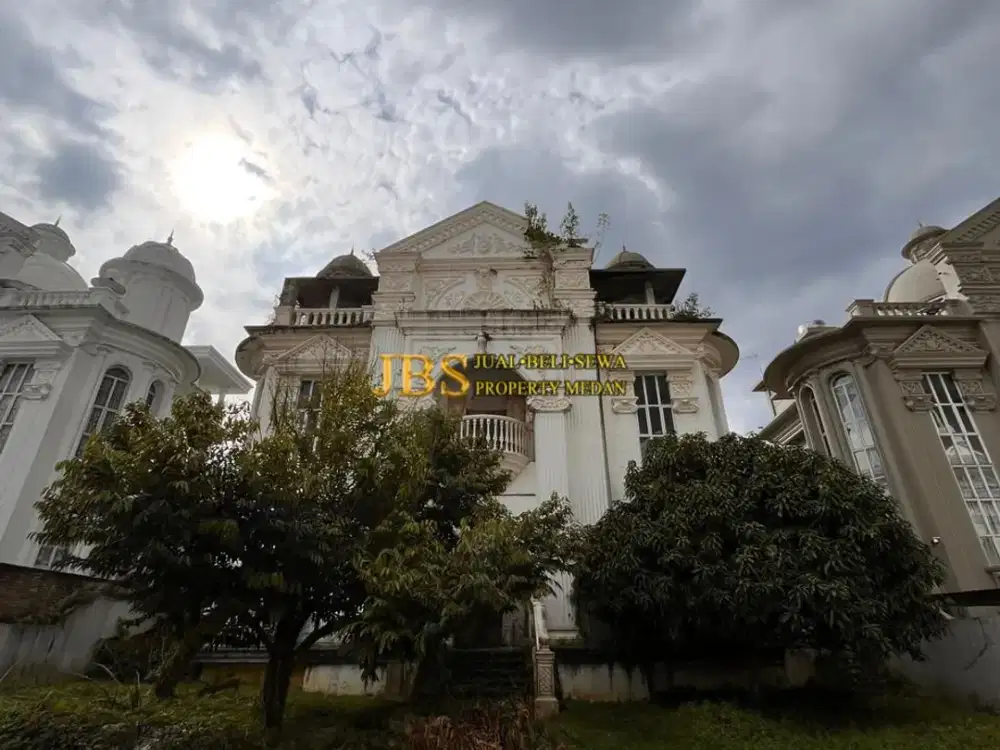 Jual Rumah di Komplek Royal Sumatera Cluster Royal Golf Mansion Kondisi Kosong