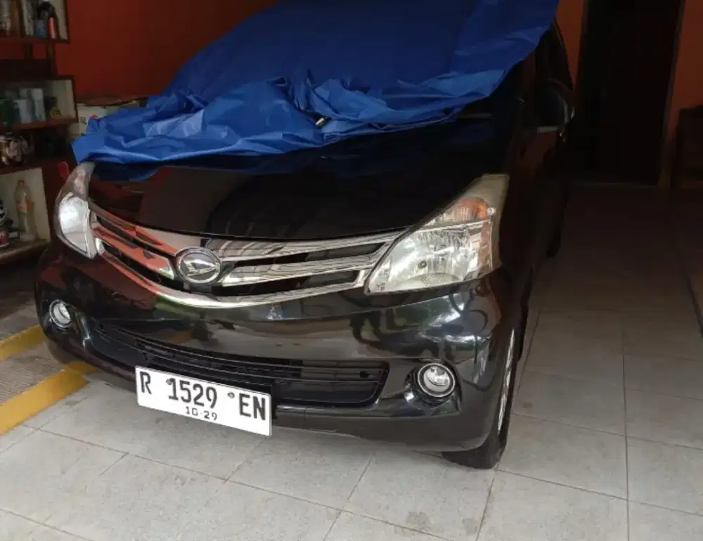 Xenia R Manual LOW KM