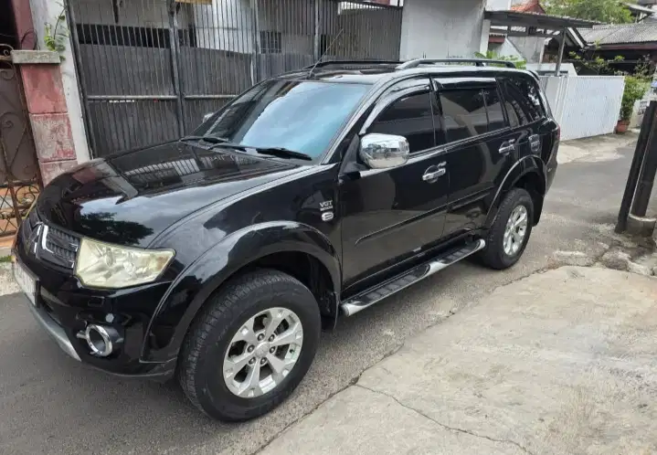 Mitsubishi Pajero Sport Dakar VGT Diesel 2014 Matic sunroof
