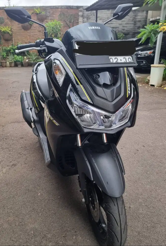 YAMAHA LEXI LX 155 VVA HITAM GLOSSY NIK TAHUN 2024