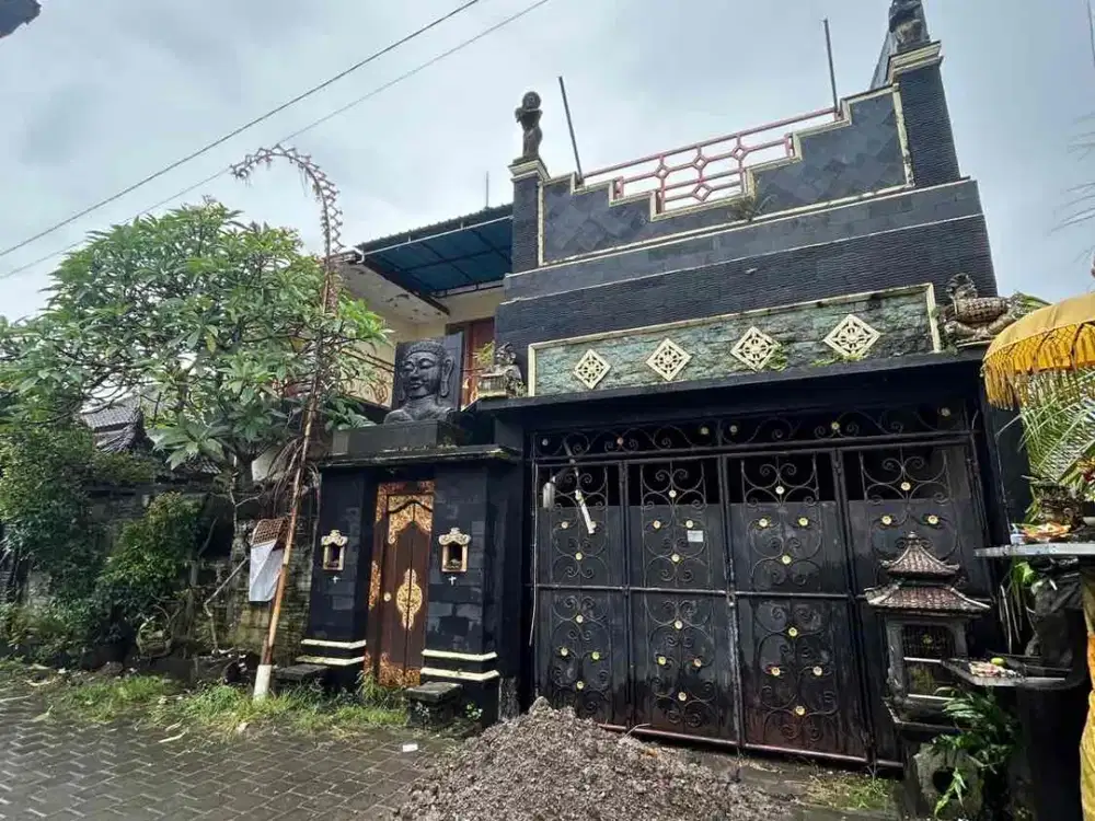 DIJUAL RUMAH HADAP BARAT 3KT DEKAT MALL LIVING WORLD DD