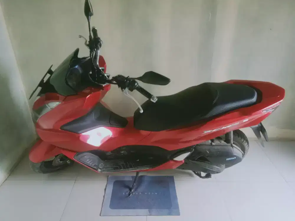 Honda pcx tahun 2024 160cc