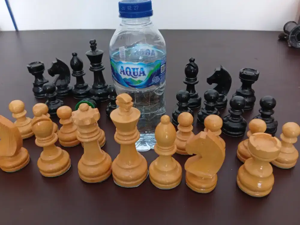 Jual 32 pcs bidak Catur brg baru simpanan