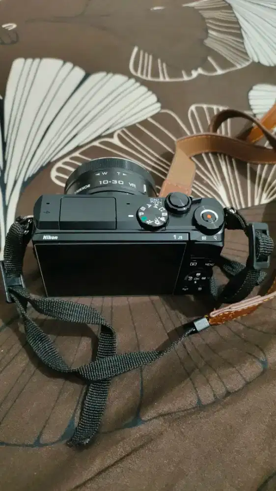 Camera Nikon 1 J5