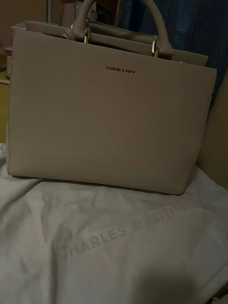 tas charles&keith ori