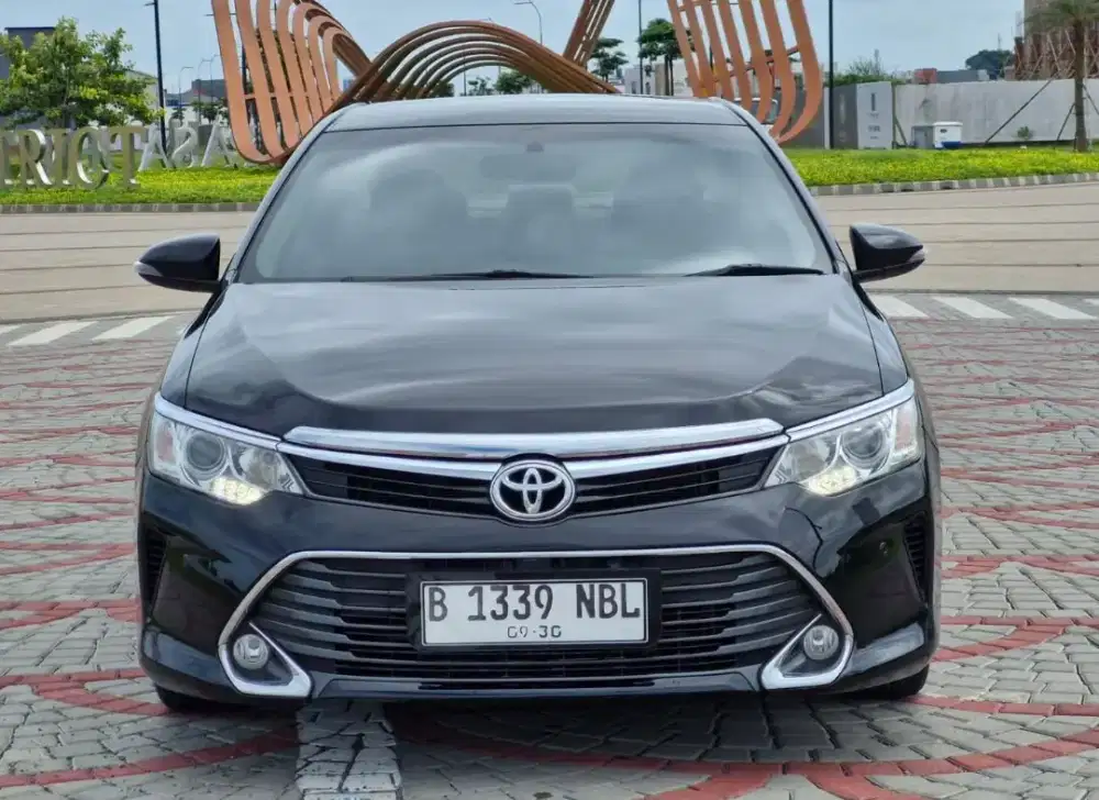 Toyota New Camry 2.5 G AT Facelift 2018 Hitam Metalik