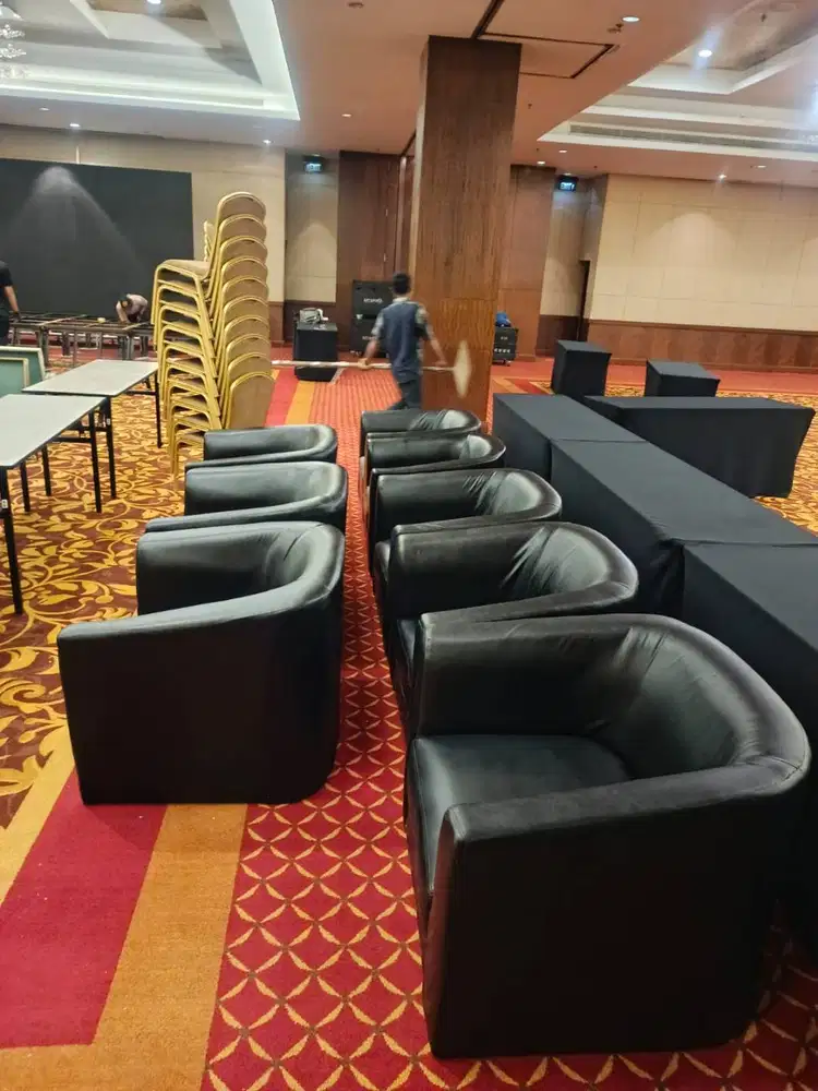 Sofa Single Minimalis – Kondisi Seperti Baru – Harga Terjangkau