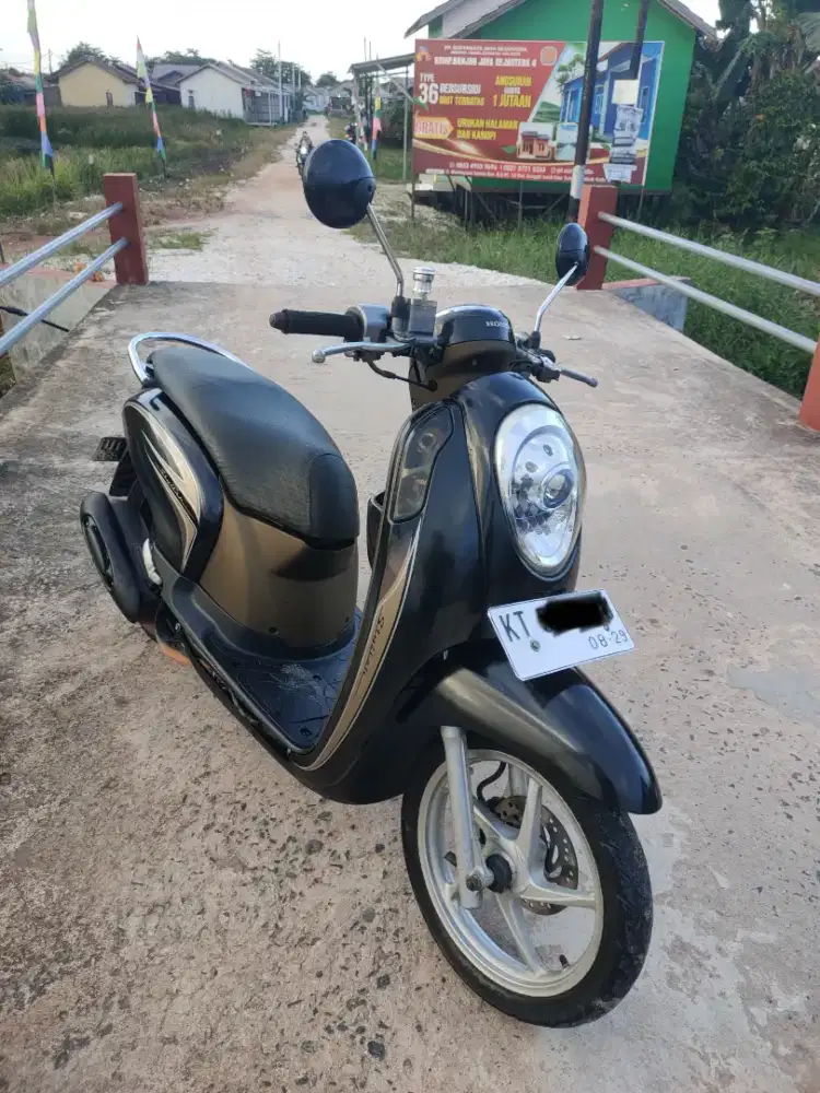 Honda Scoopy Fi thn 2014 Ss BPKB aja, HARGA NEGO TIPIS