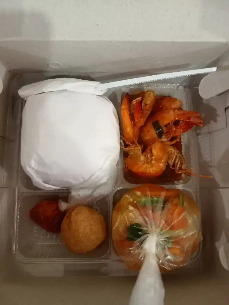 Dibutuhkan penjaga Toko dan serabutan katering