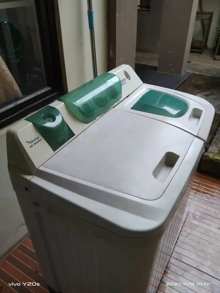Di jual mesin cuci second merk DEMPO