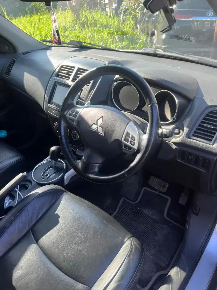 Mitsubishi outlander sport px low km