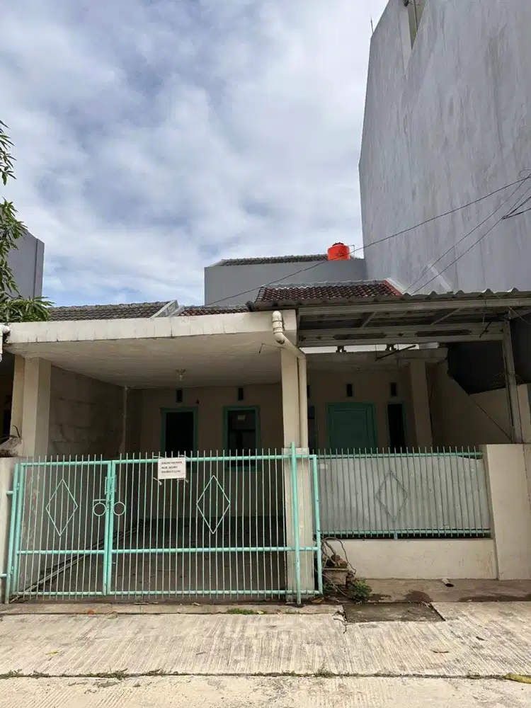 SEWA RUMAH BULANAN ATAU TAHUNAN