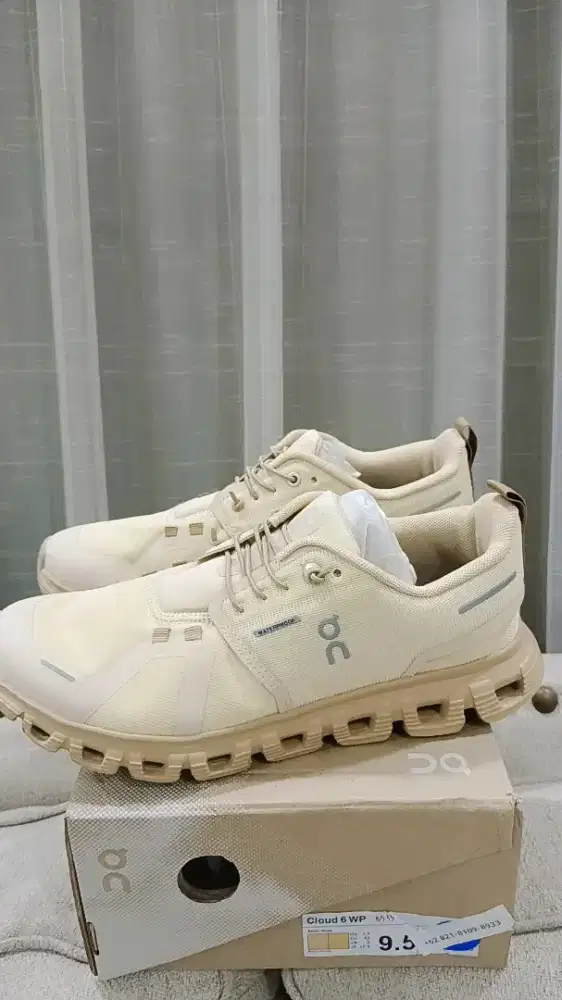 Sepatu On Cloud 6 Waterproof