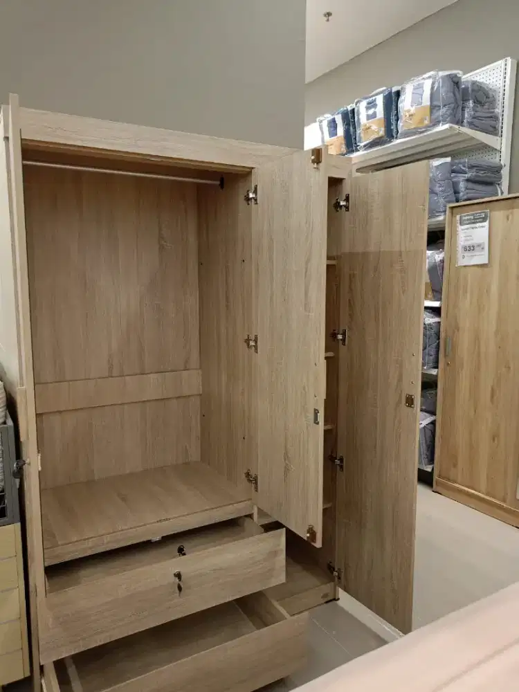 Lemari 3 pintu selma