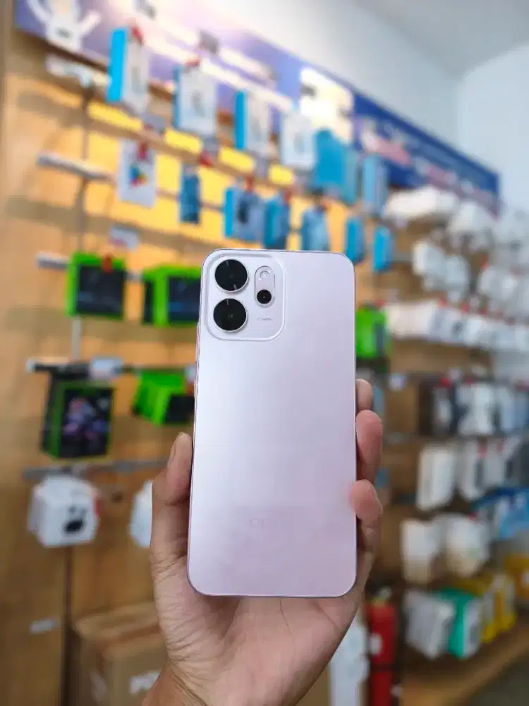 Oppo Reno 14F 5G Tebus murah 50k Indosat Platinum 12 bulan