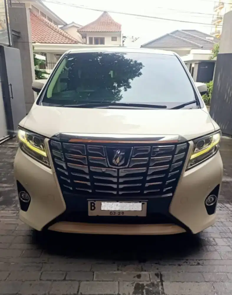 Toyota Alphard G AT 2015, putih mutiara, mulus