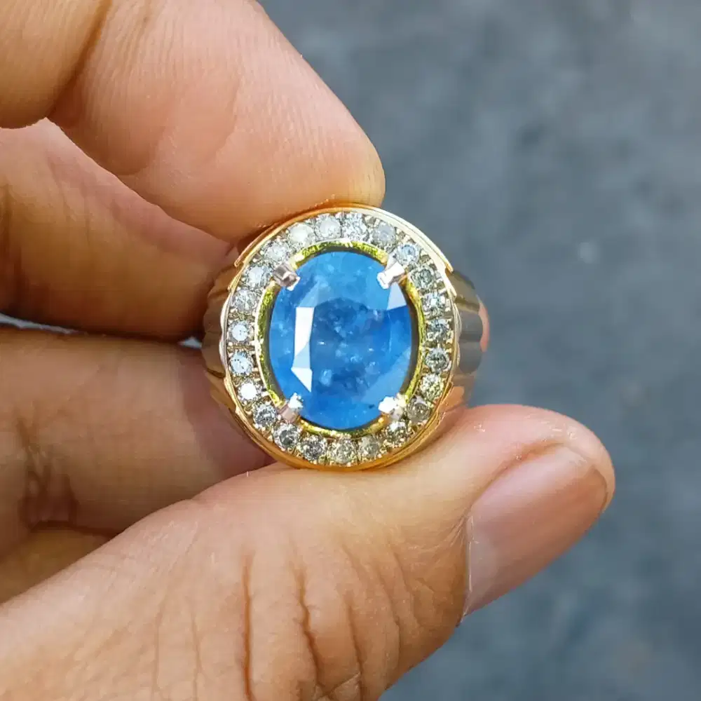 Blue Sapphire Sri Lanka 4 ct ring Perak Handmade Keliling Berlian