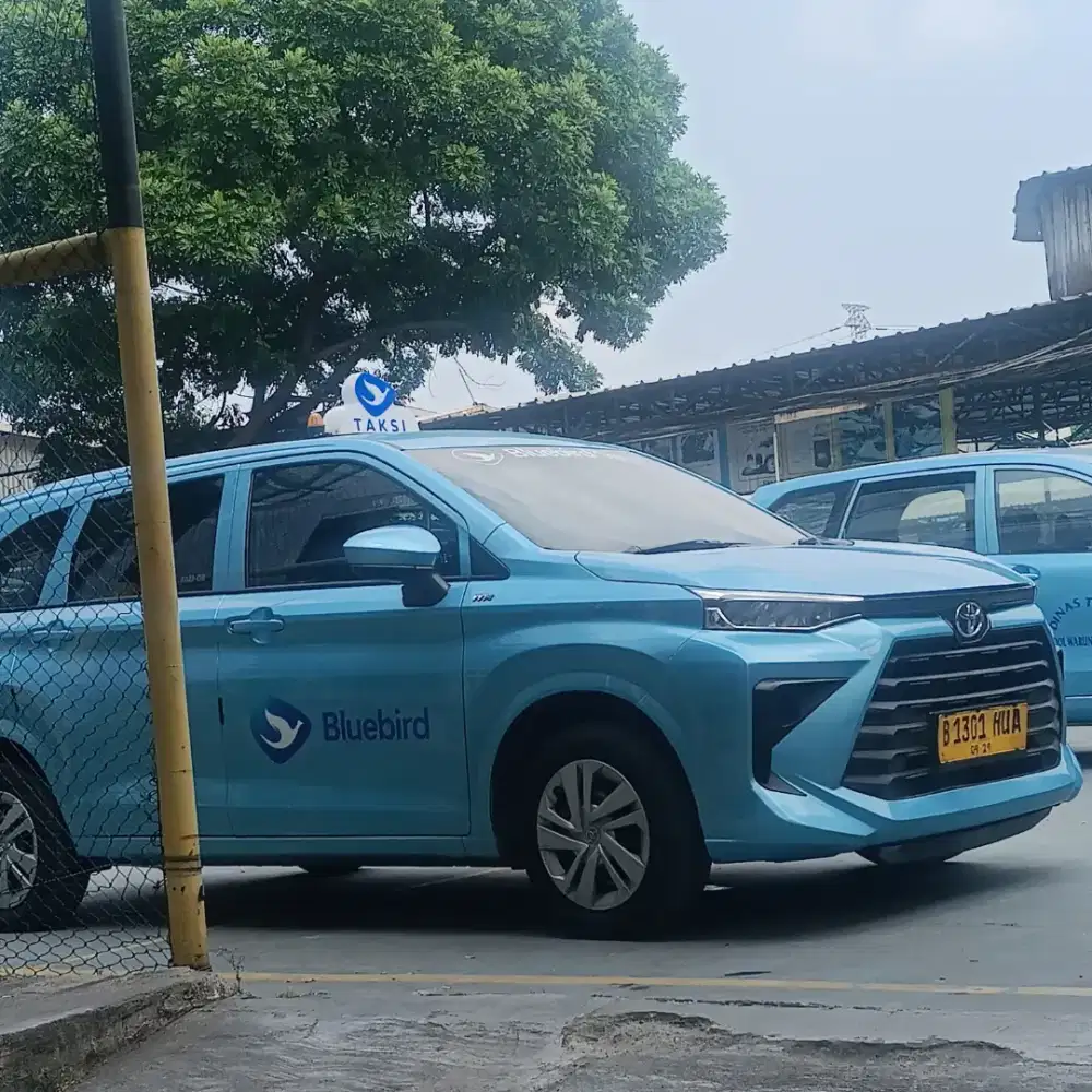 LOWONGAN KERJA DRIVER TAKSI