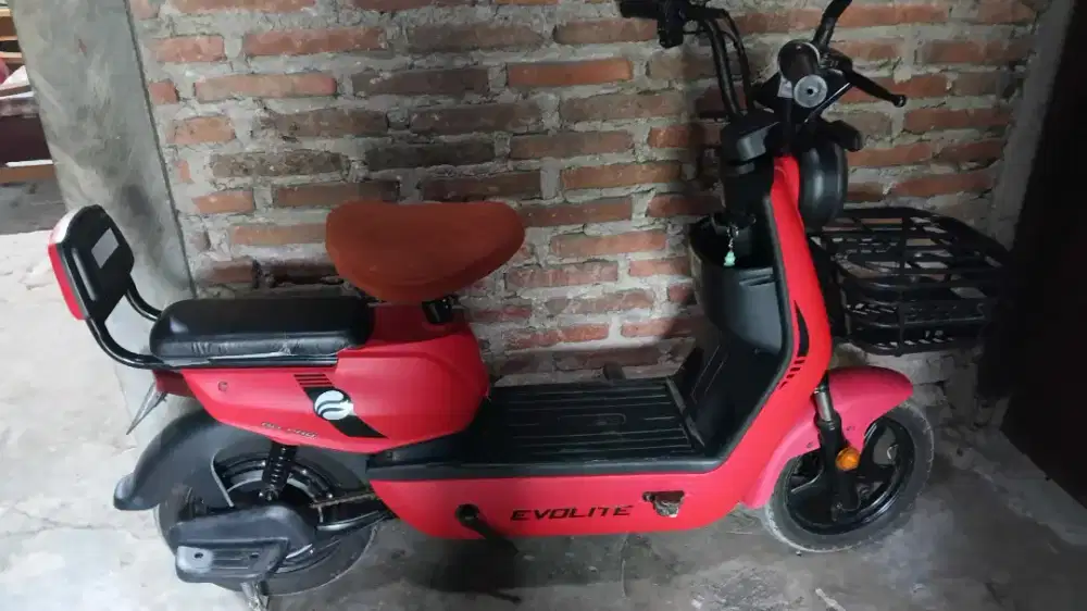 Sepeda listrik merek evolite go pro