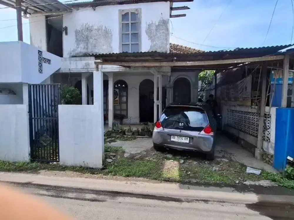 Rumah Tinggal Lokasi Strategis di Daerah Mantrijeron Yogyakarta