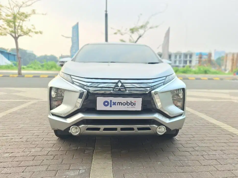 LOW DP Mitsubishi Xpander 1.5 Ultimate Bensin-AT 2019 WYY