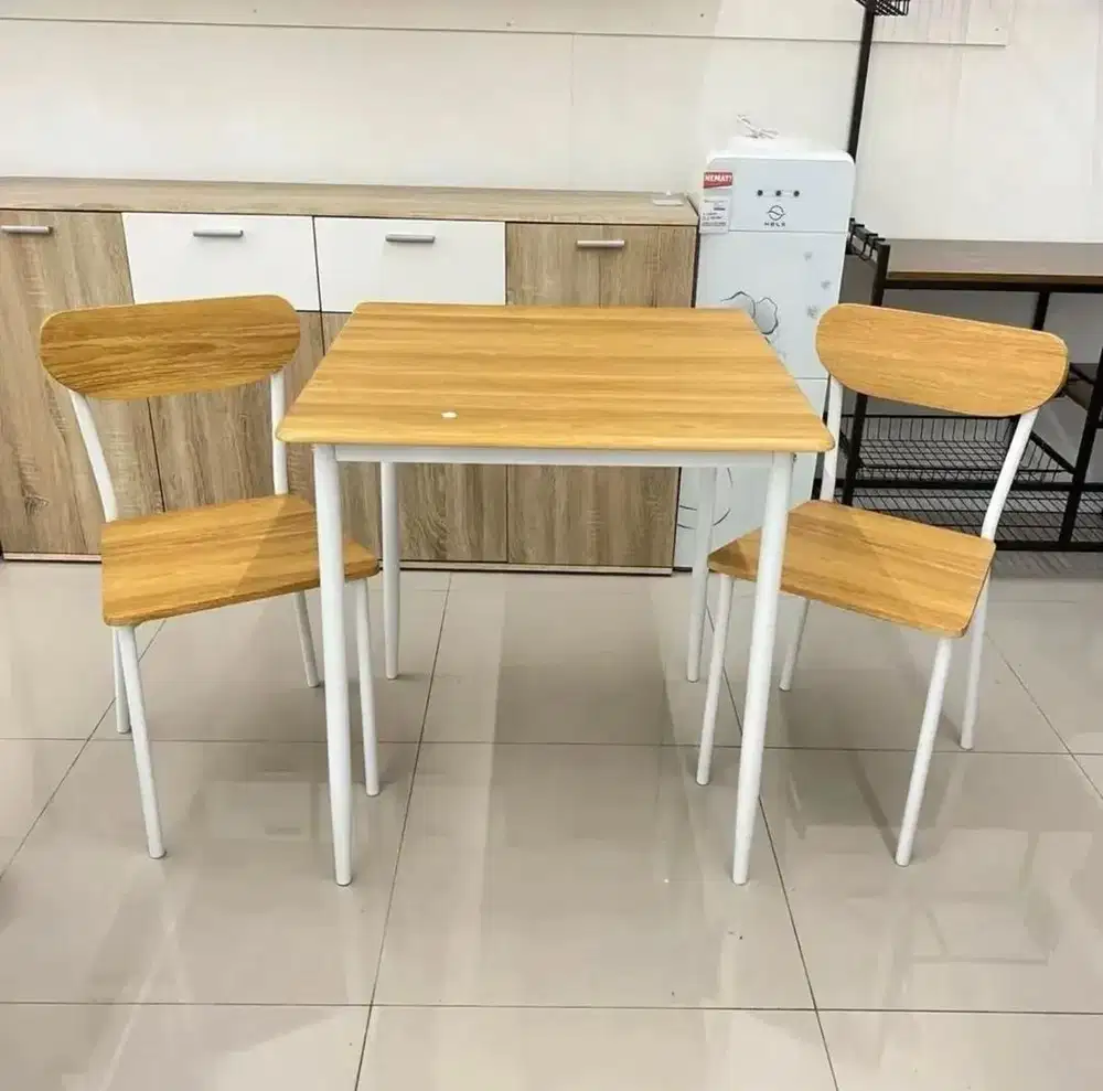 MEJA MAKAN SET 2 KURSI