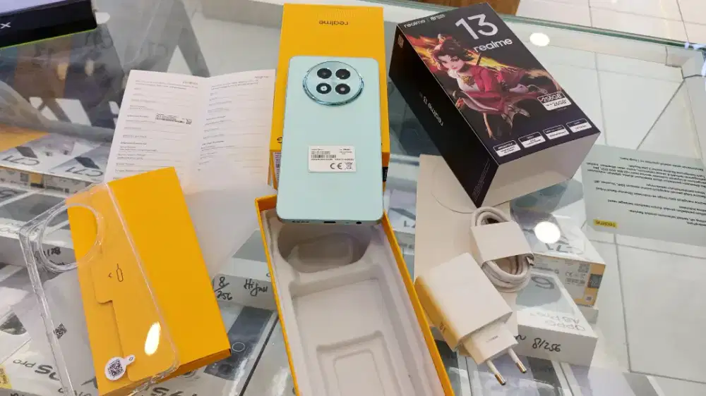 Realme 13 5G 12/256 Hanya buka Dosbuk saja