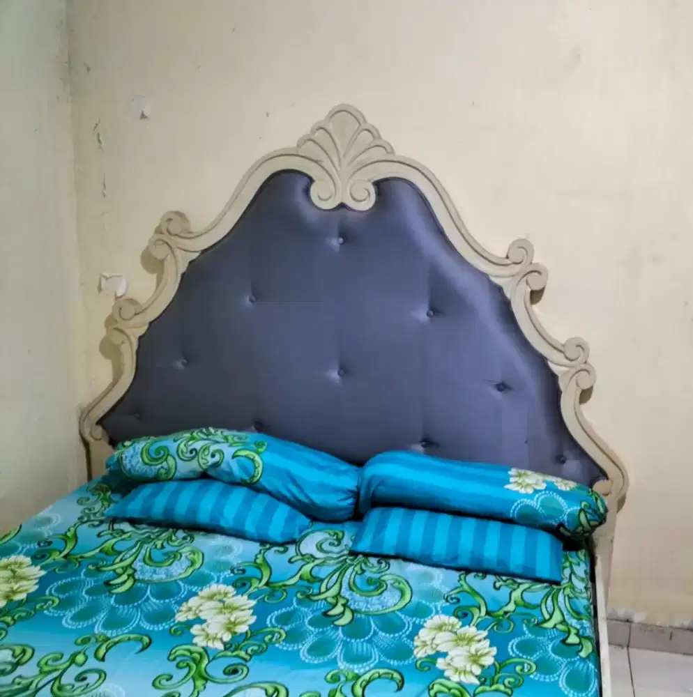 TEMPAT TIDUR JATI + SPRINGBED ROMANCE 180 X 200 CM